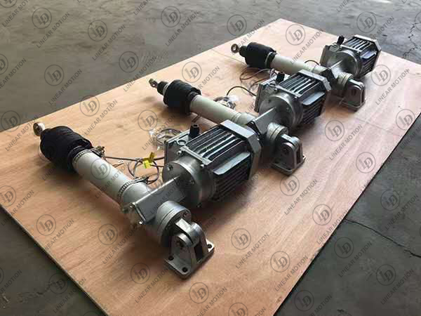 Advantages and Four Common Applications of Electric Linear Actuators