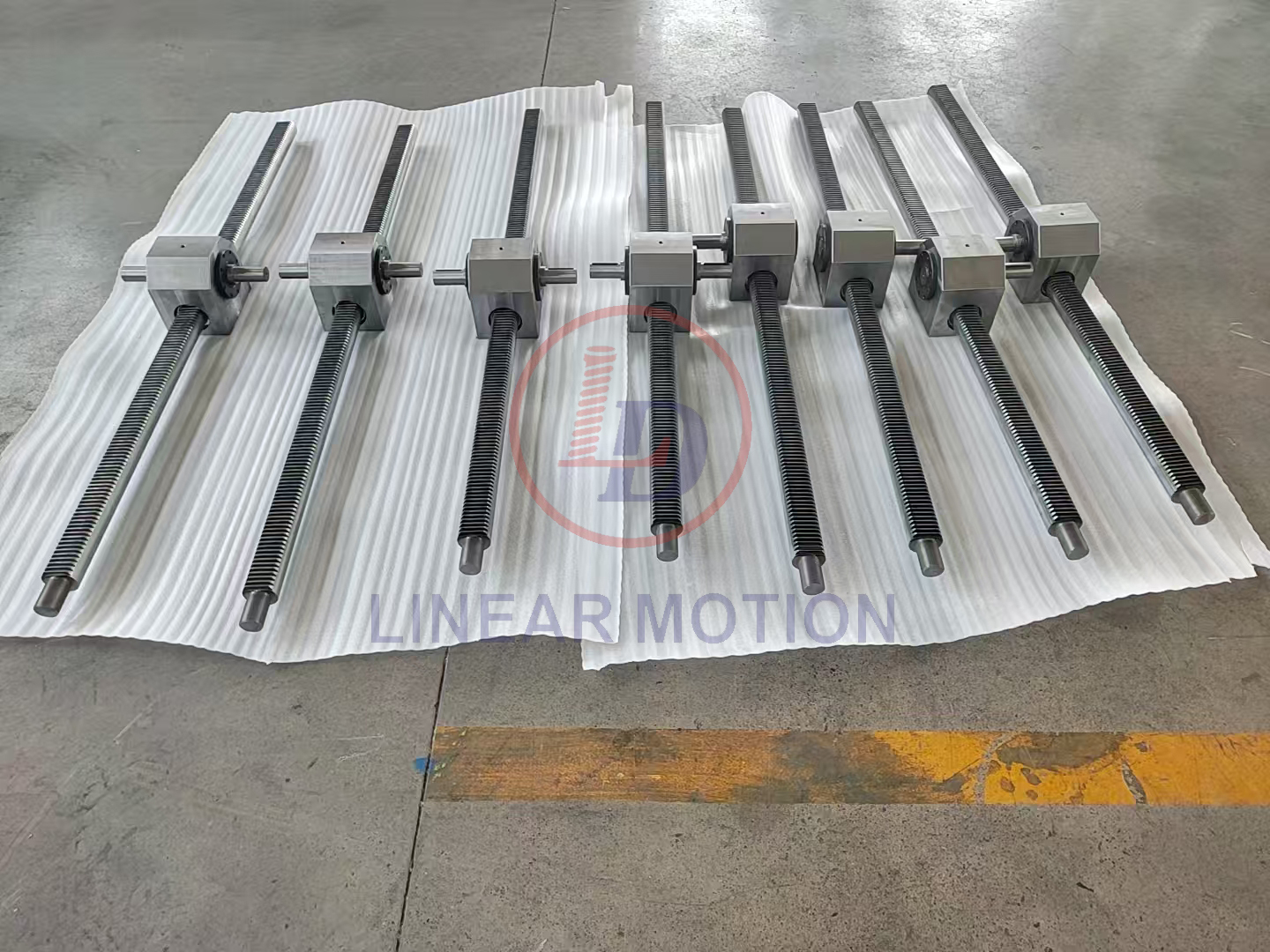 New Arrivals-Rack Jack